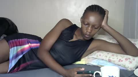 slimcute online show from 03-04-25, 12:22