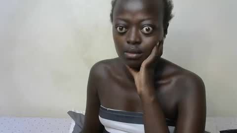 hot_tashaa online show from 04-18-26, 09:04