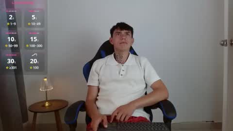 Snapshot of hot_teo1 chatting on 05-11-26, 01:17 M A T E O online show from 05-11-26, 01:17
