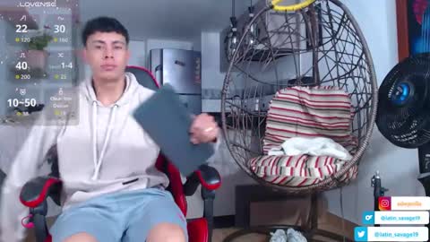 hot_twinks83 online show from 09-09-25, 12:59