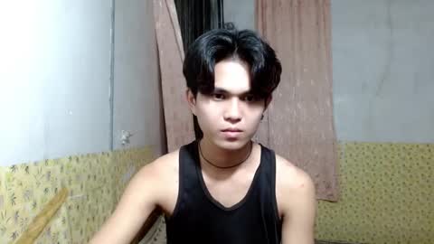 Snapshot of hot_vincent chatting on 03-01-25, 07:30 kinky couple online show from 03-01-25, 07:30