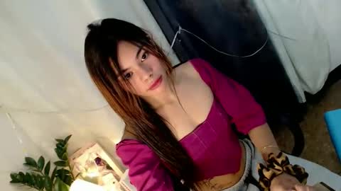 Yanna online show from 04-19-26, 03:11