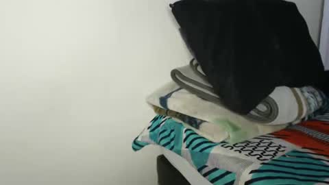 Snapshot of hotandpower10 chatting on 01-07-25, 04:50 Hot and PowerHOPE U MISS ME online show from 01-07-25, 04:50