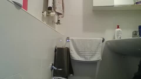 hotandwild2003 online show from 02-11-26, 02:11