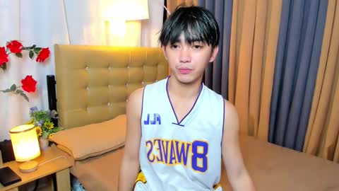 Snapshot of hotasiankenn chatting on 11-17-25, 05:13 Kenny online show from 11-17-25, 05:13