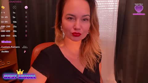 Snapshot of hotbabette chatting on 02-13-25, 07:35 SweetBrendy online show from 02-13-25, 07:35