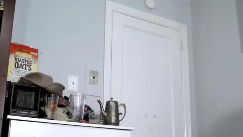 Pete Mitchell online show from 09-10-25, 02:33