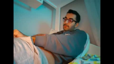 Alp online show from 12-19-25, 09:22