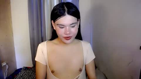 Snapshot of hotbunnyrainx chatting on 03-17-26, 05:55 rain online show from 03-17-26, 05:55