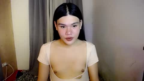 Snapshot of hotbunnyrainx chatting on 03-20-26, 03:39 rain online show from 03-20-26, 03:39