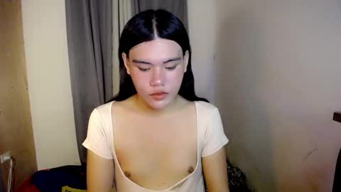 Snapshot of hotbunnyrainx chatting on 03-28-26, 10:26 rain online show from 03-28-26, 10:26