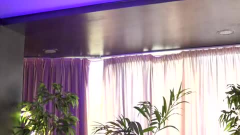 Snapshot of hotbustybabex chatting on 09-18-25, 06:15 Anais online show from 09-18-25, 06:15