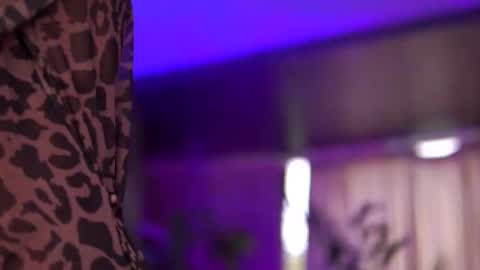 Snapshot of hotbustybabex chatting on 09-29-25, 06:29 Anais online show from 09-29-25, 06:29