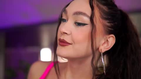 Snapshot of hotbustybabex chatting on 11-07-25, 09:42 Anais online show from 11-07-25, 09:42