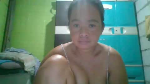 Snapshot of hotchicks4uxx chatting on 01-06-25, 10:15 hotchicks4uxx online show from 01-06-25, 10:15