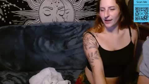 Snapshot of hotcouplekinkycams chatting on 10-26-25, 02:28 hotcouplekinkycams online show from 10-26-25, 02:28
