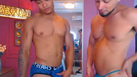 Snapshot of hotcrew_ chatting on 05-26-26, 08:05 Hussain aaron and Ekko online show from 05-26-26, 08:05