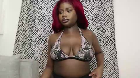 Hotcurvykeisha online show from 10-09-25, 04:32
