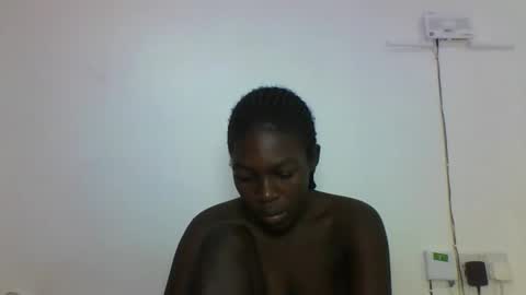 VICTORIA online show from 09-21-25, 03:52