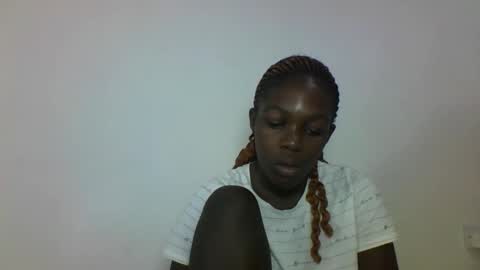 VICTORIA online show from 10-07-25, 02:31