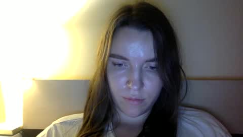 Snapshot of hoteffy chatting on 01-18-25, 01:41 effy online show from 01-18-25, 01:41