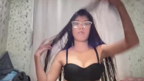 hotestpinayxxx online show from 04-04-26, 02:32