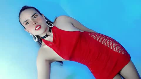 Snapshot of hotesttransintown chatting on 01-31-25, 10:52 JANNA online show from 01-31-25, 10:52