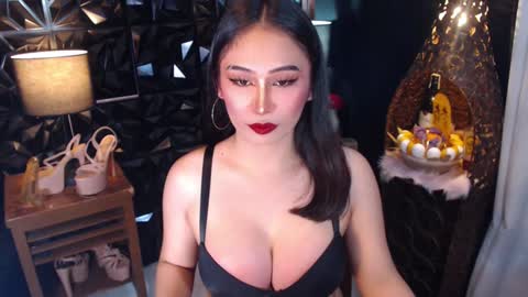 EVA online show from 01-03-25, 07:38