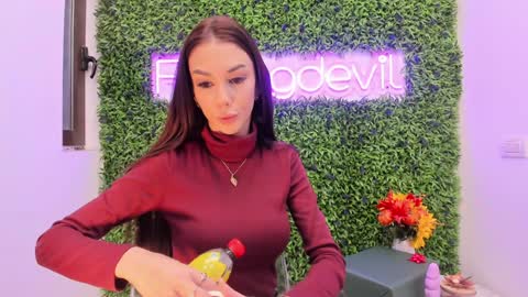 Snapshot of hotfallingdevil chatting on 11-20-25, 06:02 hotfallingdevil online show from 11-20-25, 06:02