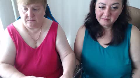 Snapshot of hotfiremommy chatting on 10-05-25, 07:28 LimonkaFire online show from 10-05-25, 07:28