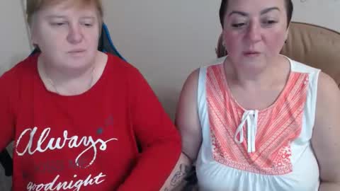 Snapshot of hotfiremommy chatting on 11-05-25, 03:01 LimonkaFire online show from 11-05-25, 03:01