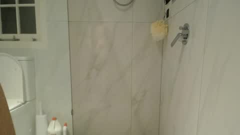 hotforit01 online show from 02-16-25, 09:04