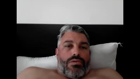 hotfreedick online show from 05-01-26, 08:52