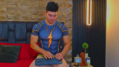 Snapshot of hotfuckers4uu chatting on 03-11-25, 07:58 felipe marcello online show from 03-11-25, 07:58