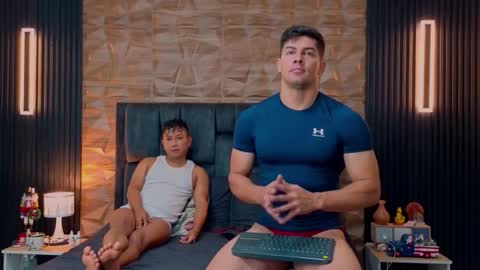 Snapshot of hotfuckers4uu chatting on 11-17-25, 02:45 felipe marcello online show from 11-17-25, 02:45