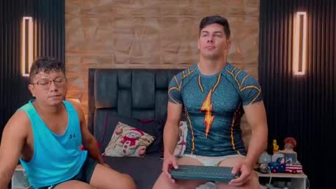 felipe  marcello online show from 11-19-25, 03:23