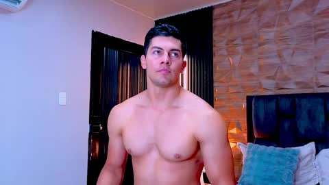 felipe  marcello online show from 05-25-26, 07:09