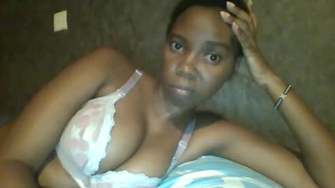 Queen online show from 02-11-25, 06:11