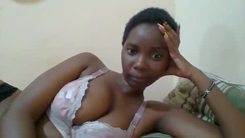 Queen online show from 03-01-25, 04:00