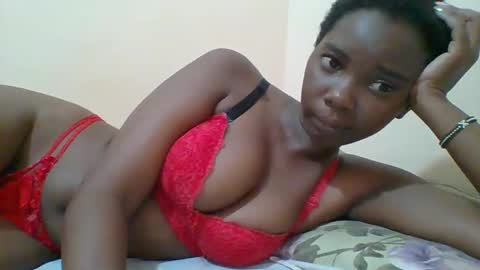 Queen online show from 03-03-25, 03:52