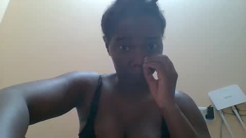 Queen online show from 03-14-26, 03:45