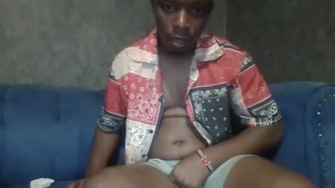 hotguyy001 online show from 02-27-25, 05:24