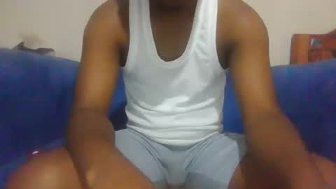 hotguyy001 online show from 09-29-25, 03:55