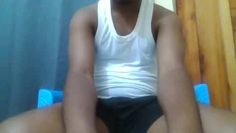 hotguyy001 online show from 10-14-25, 05:30