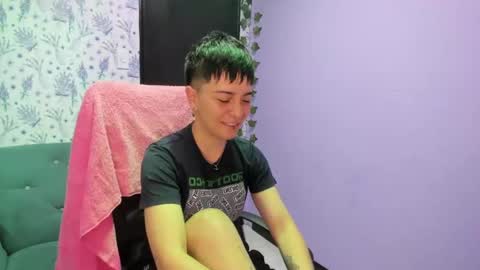 Snapshot of hothannah_ chatting on 10-19-25, 01:39 hannah online show from 10-19-25, 01:39