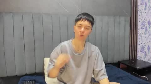 hannah online show from 12-19-25, 02:40