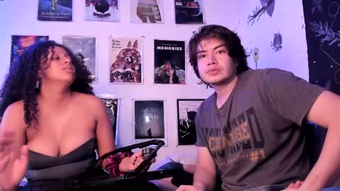 Sam and Nico online show from 04-16-26, 02:56