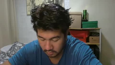 Snapshot of hothunkybear23 chatting on 12-22-24, 06:17 Khel online show from 12-22-24, 06:17