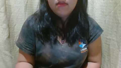 Snapshot of hotiemorenagurl18 chatting on 10-18-25, 08:37 hotiemorenagurl18 online show from 10-18-25, 08:37