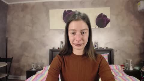 Lia   online show from 12-15-25, 04:00